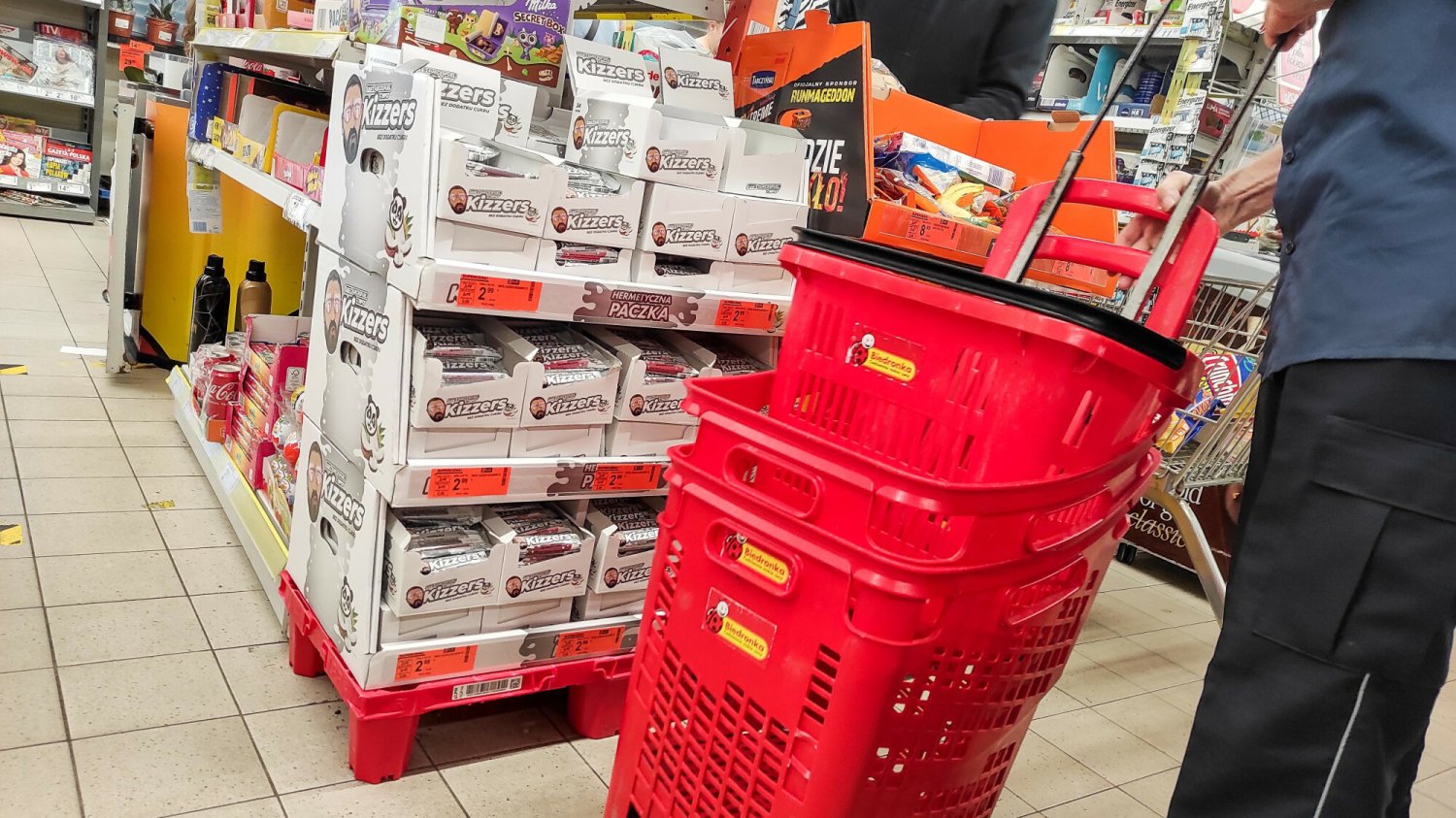 brudne koszyki wózki czyszczenie biedronka aldi kaufland brudne koszyki wózki czyszczenie biedronka aldi kaufland