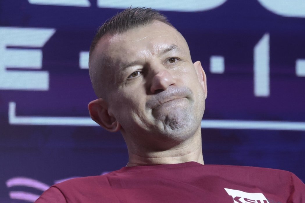 Straż Graniczna zabrała głos po skandalu z udziałem Tomasza Adamka na pokładzie samolotu.