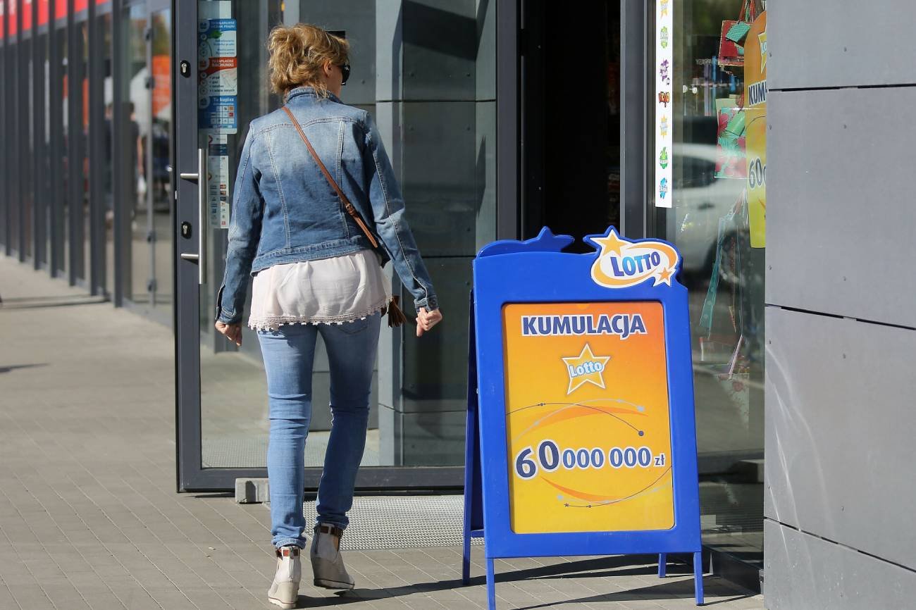 Co kobiety robią po wygranej loterii? Ich mężowie są w szoku