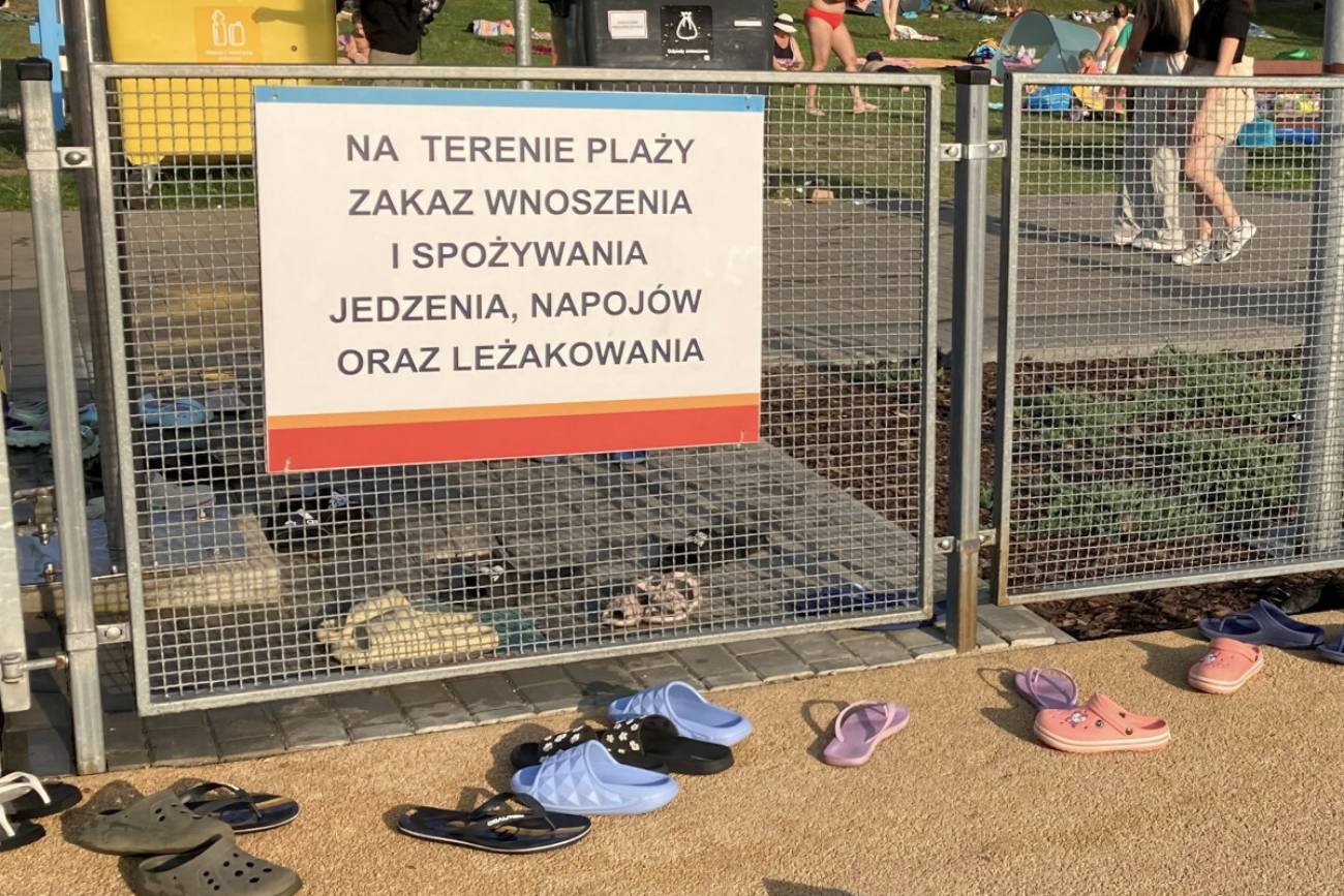 Warszawa park Moczydło – złodzieje kradną konkretną rzecz