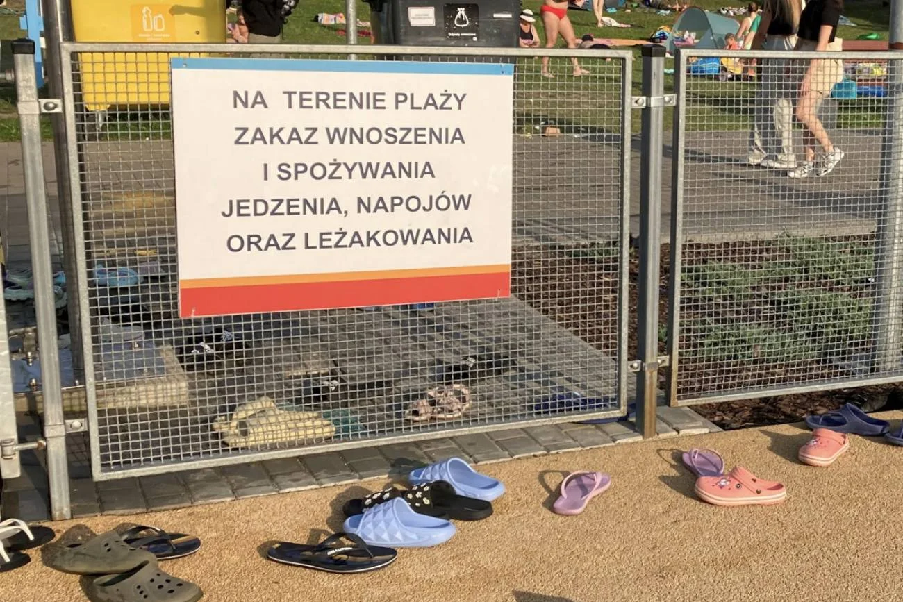 Warszawa park Moczydło – złodzieje kradną konkretną rzecz