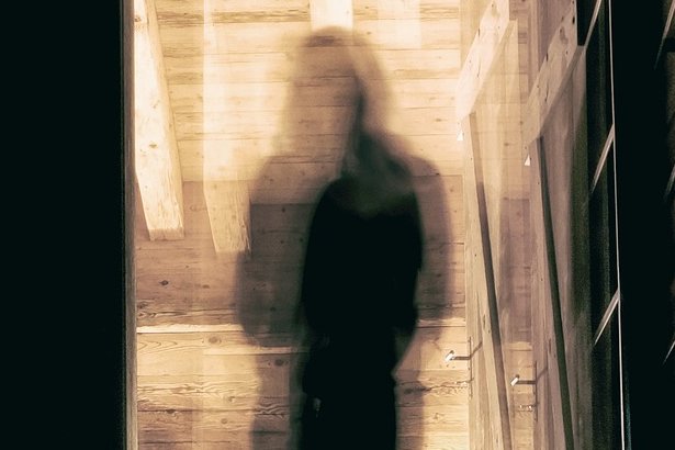 Syndrom trzeciego człowieka Third Man Factor zjawisko paranormalne duchy na czym polega przykłady Syndrom trzeciego człowieka Third Man Factor zjawisko paranormalne duchy na czym polega przykłady